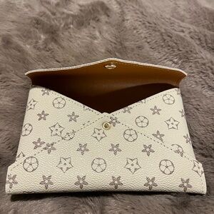 Stylish Cream Designer Clutch